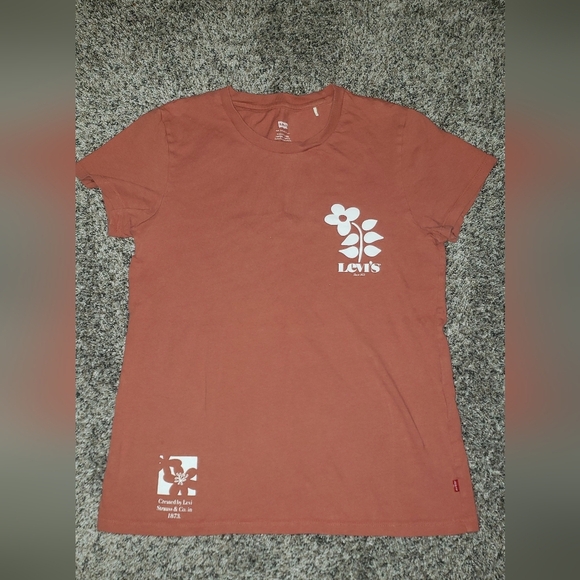 Levi's| Basic Floral Graphic Tee - Picture 1 of 4